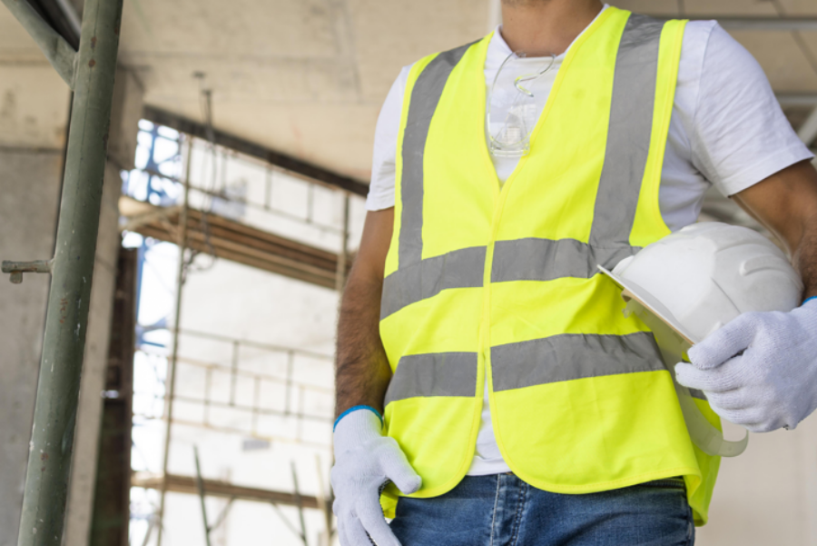 Servicio de personalización de ropa laboral