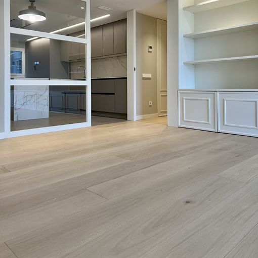 Imagen de Parquet Roble NATURA LAND Oak Veneto  2200 x 240 x 15