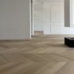 Imagen de Parquet Roble NATURA LAND Oak Veneto Chevron  710x122 x15