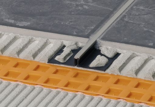 Imagen de SCHLUTER DILEX-BWB 150 G GRIS (2,5 m)